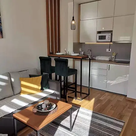 Zlatni Bor Apartman *