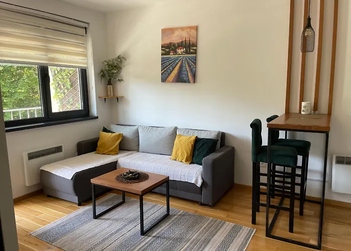 Zlatni Bor 아파트 즐라티보